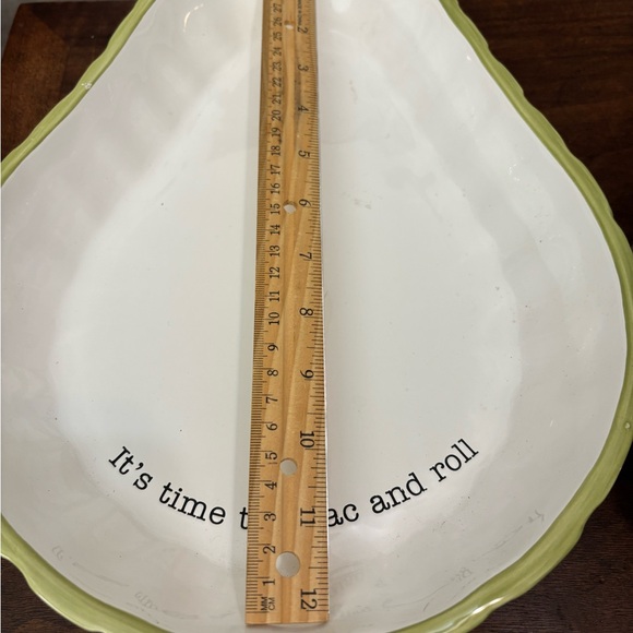 Ceramic Guacamole Serving Dish - White and Green - Picture 6 of 6